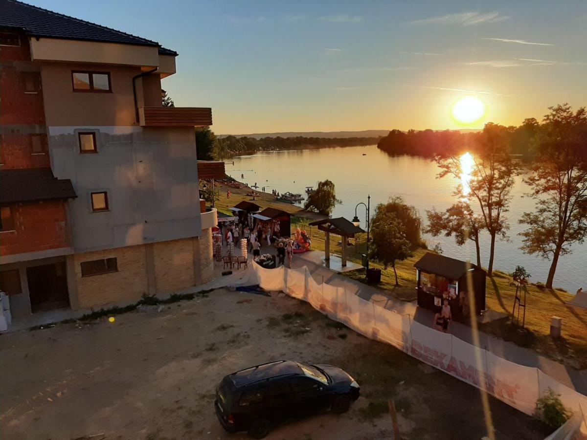 Apartmani K&V Велико-Градиште Экстерьер фото